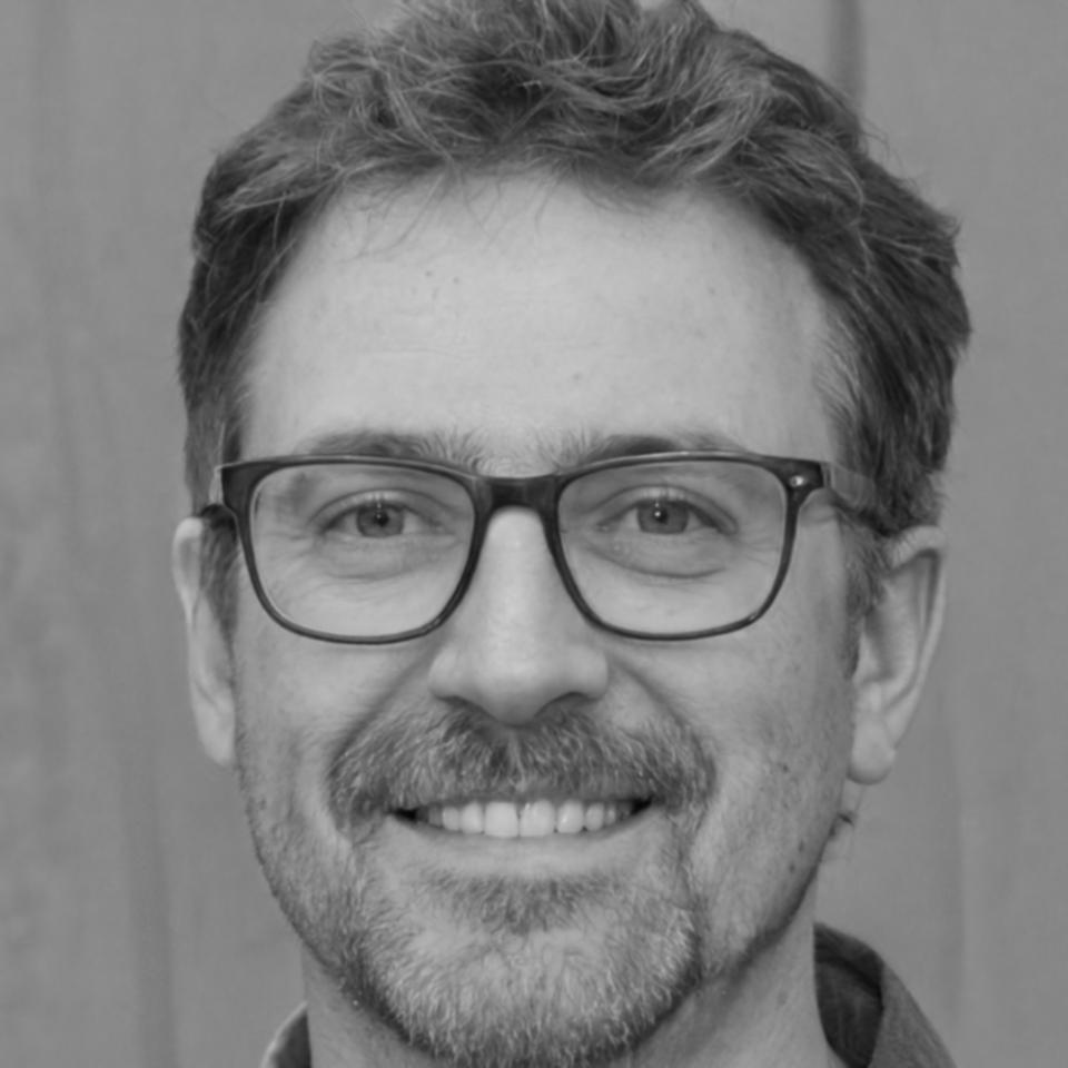Educador financiero Damián Robledo